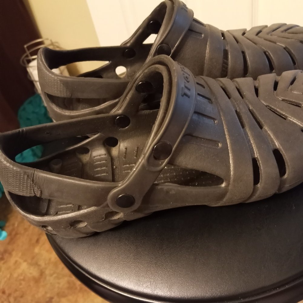 Traps Shoes Size 9 Worn Once Black - Picture 3 of 12